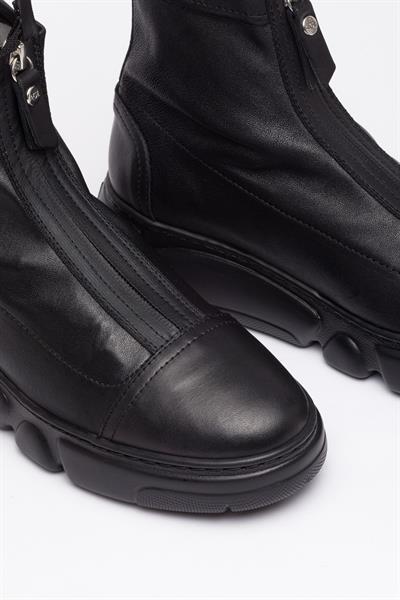 Siyah Deri Sneakers Bot