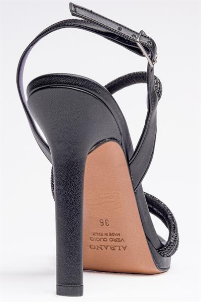 Siyah Renkli Platformlu Topuklu Ayakkabı