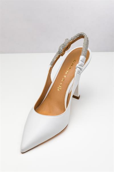 Beyaz Deri Topuklu Ayakkabı