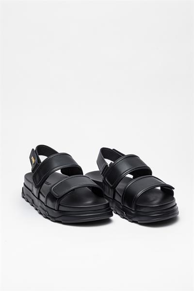 Siyah Renkli Deri Sandalet