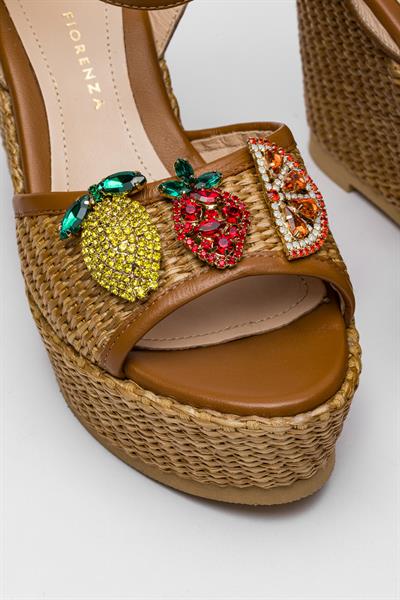 Taba Rengi Dolgu Topuk Sandalet