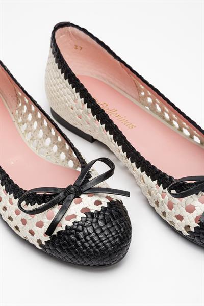 Siyah Beyaz Renkli Deri Babet