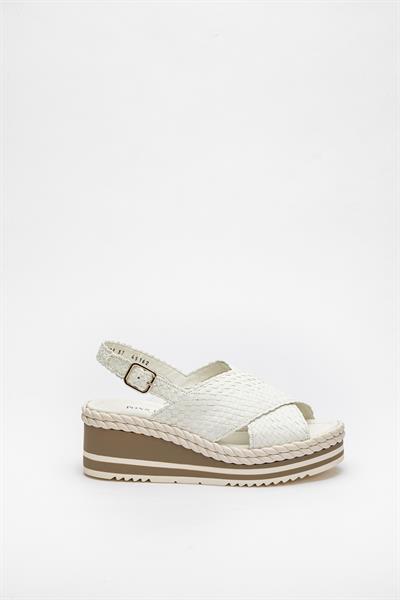 Krem Renkli Deri Dolgu Topuk Sandalet