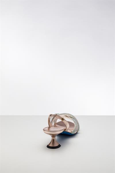 Rose Renkli Kristal Taşlı Topuklu Ayakkabı 