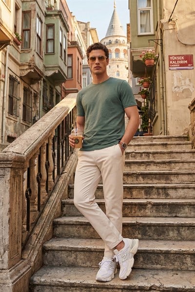 Buratti Bisiklet Yaka % 100 Pamuk Regular Fit Basic Erkek T Shirt 59020001 NEFTİ
