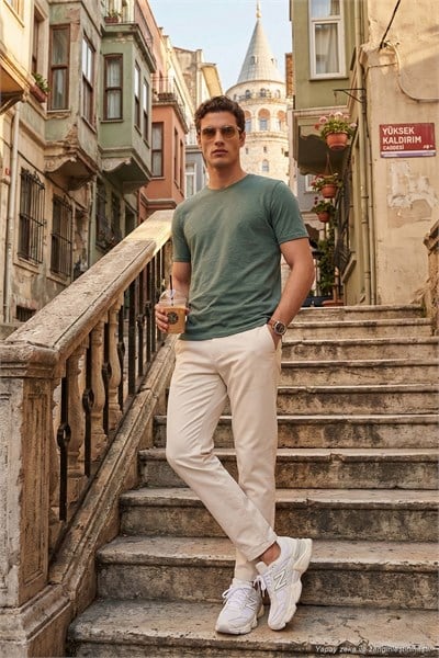 Pamuklu Bisiklet Yaka Basic Erkek T Shirt 59020001 NEFTİ