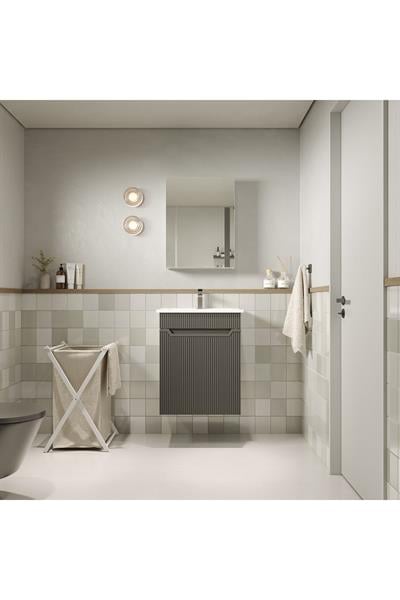 Banyo Dolabi Aynali Cnc İşlemeli̇ Membran Kapakli 55 Cm