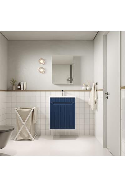 BANYO DOLABI AYNALI CNC İŞLEMELİ MEMBRAN KAPAKLI 55 cm