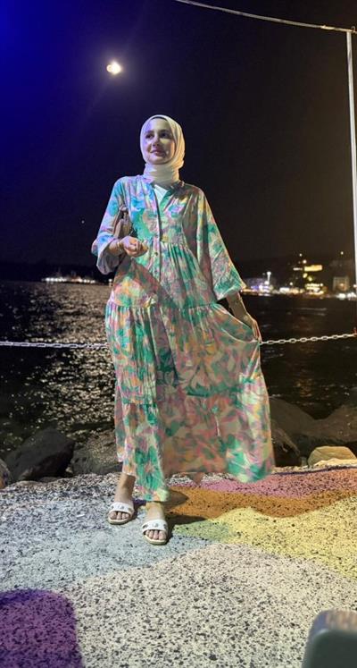 ÇİÇEK DESENLİ ELBİSE