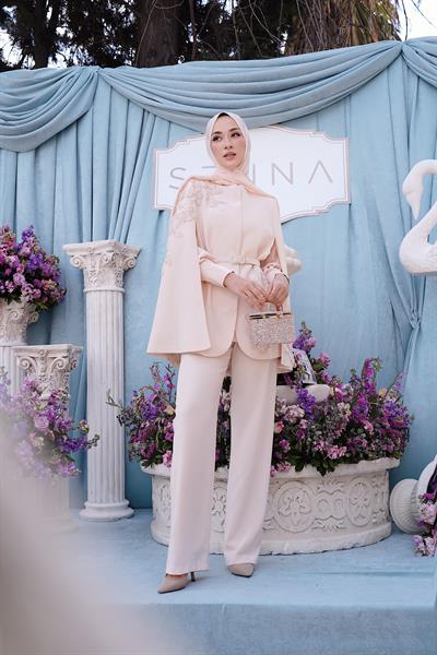40006 PURE PELERİN CEKET Vanilya