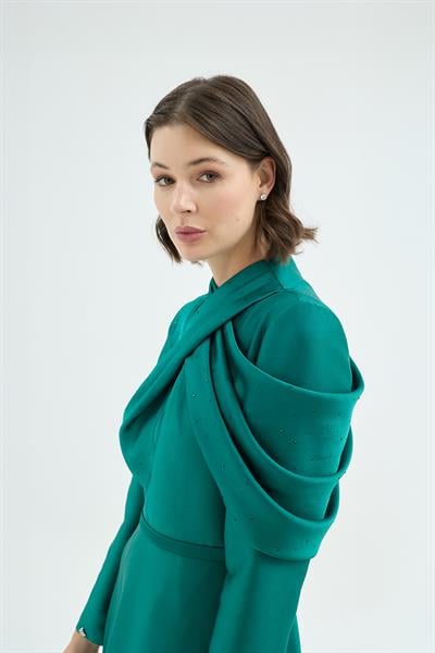 30004 EMERELLE ELBİSE Zümrüt