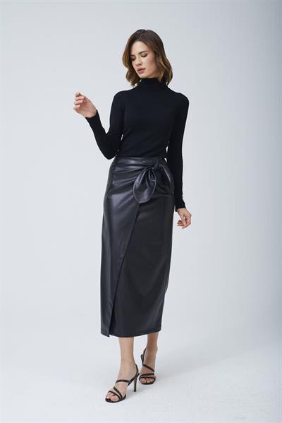 Fiyonk Deri Etek Siyah