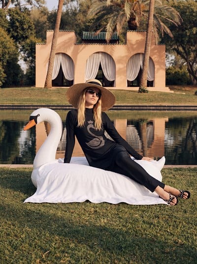 NEW SWAN SWIMWEAR Siyah