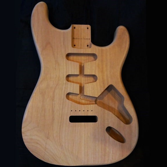 Hosco Japan BD08ST 2 Parça SSS Strat Gövde - Alder