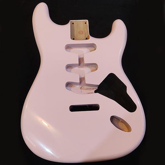 American Alder 3 Parça Strat Gövde Shell Pink
