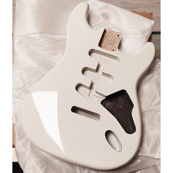 Roasted American Ash 3 Parça Strat Gövde Olympic White Ekstra Hafif