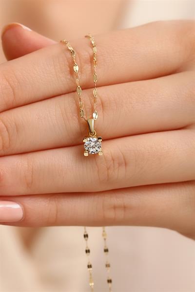 14 Ayar Altın Takoz Tırnak Pırlanta Montürü Şık Kolye