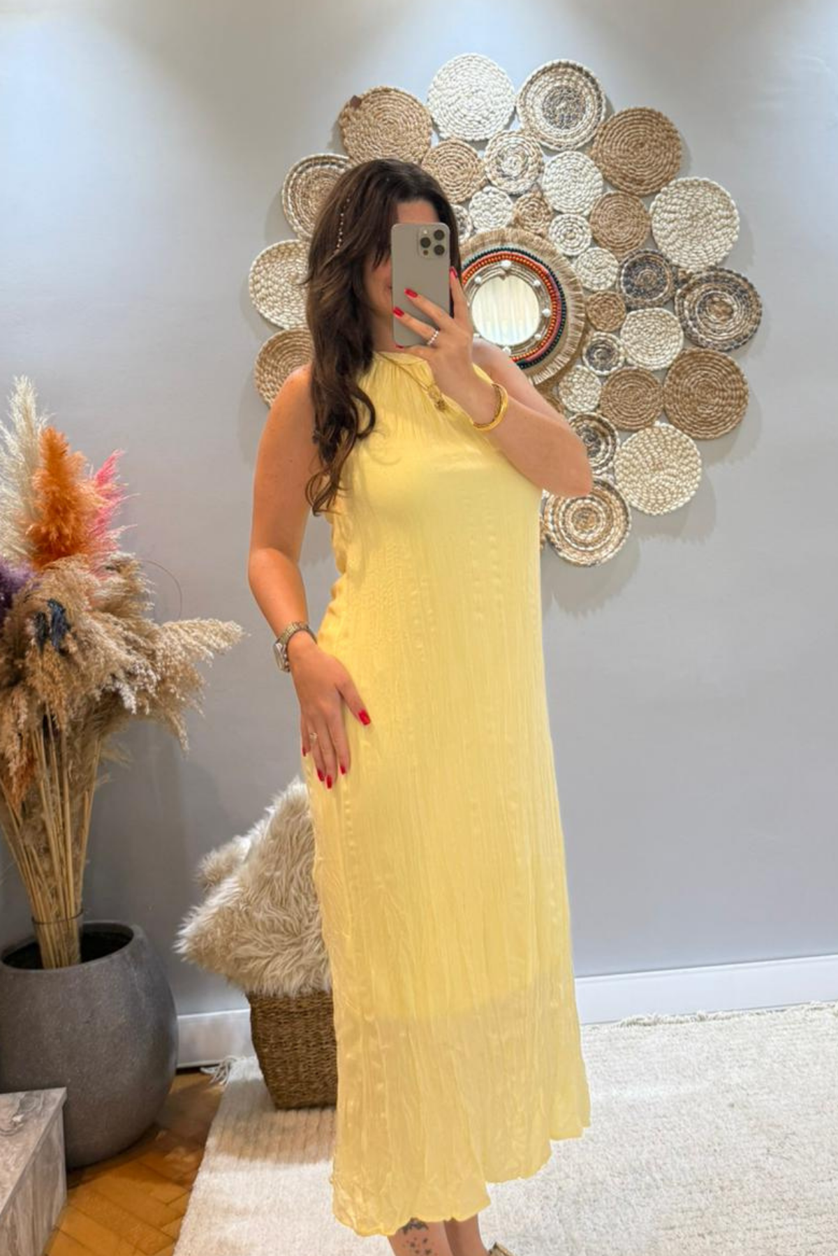 Halter Yaka Sarı  Kırışık Kumaş Elbise