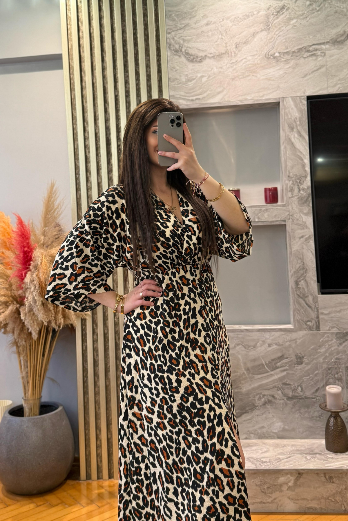 Leopar Desenli Beli Büzgülü Elbise