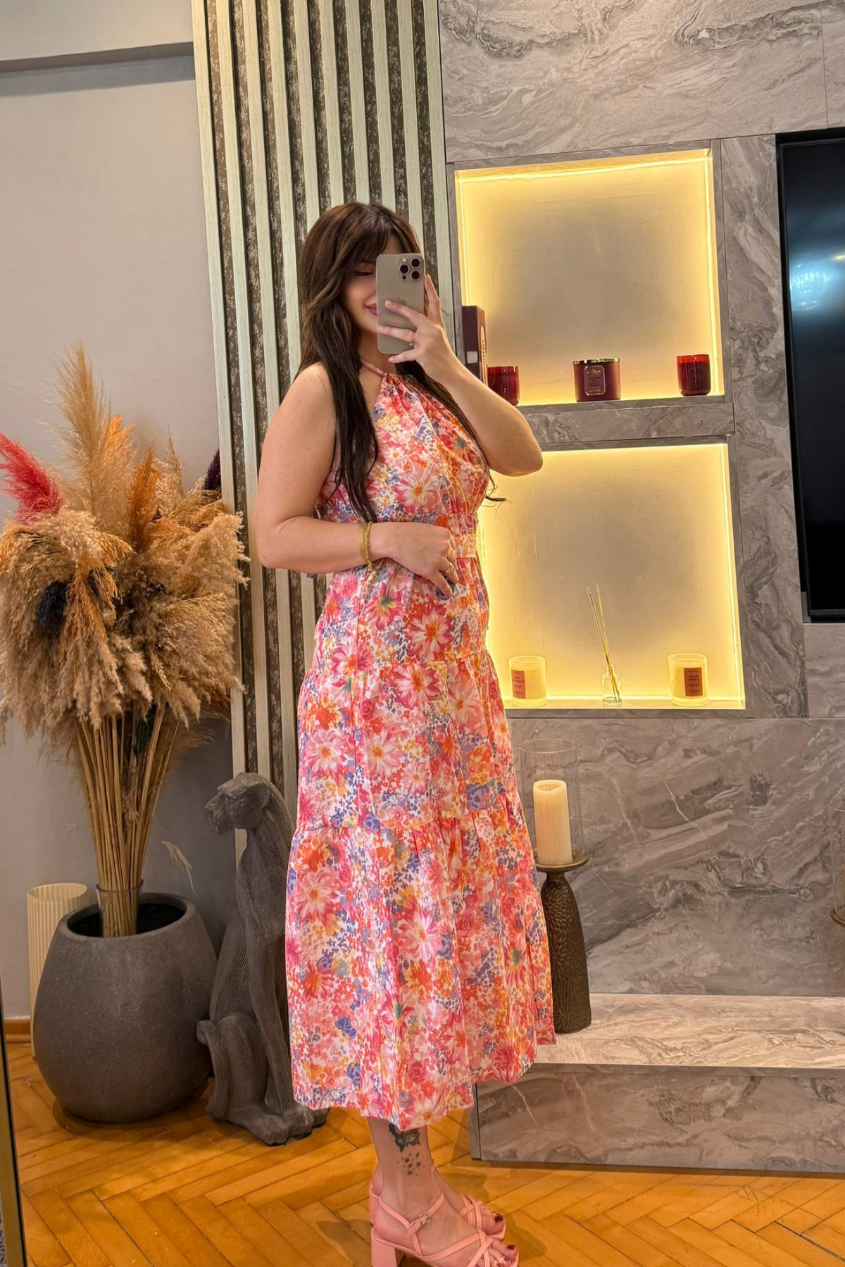 Halter Yaka İpli Beli Lastikli Midiboy Pembe Çiçekli Elbise