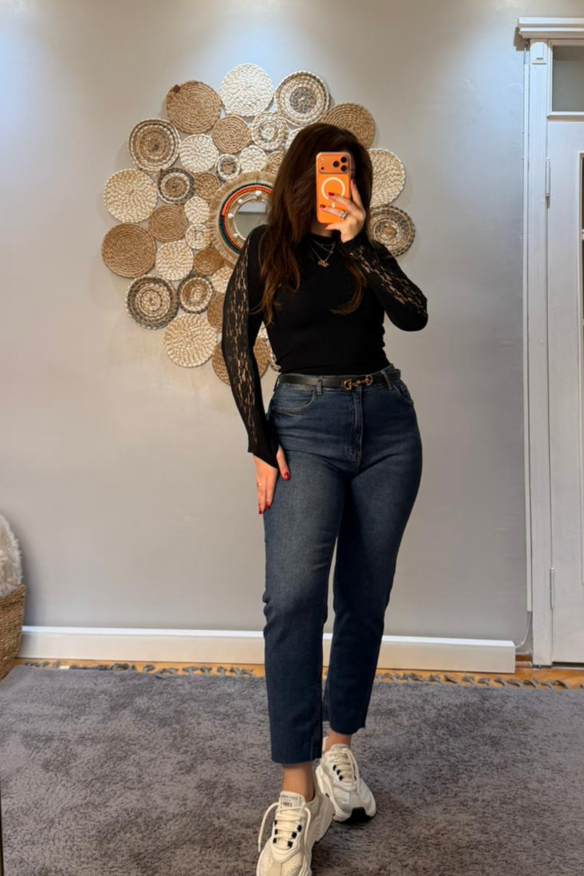 Koyu Mavi Kesik Paça Mom Jean
