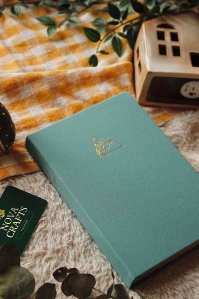 Nova Crafts Gizli Dağ Bahçesi Su yeşili Keten (Kanvas) Defter