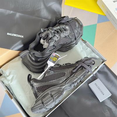 Balenciaga 3XL Sneaker – Black Dual-Layer Chunky Sole Edition