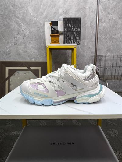 Balenciaga CARGO Round-Toe Lace-Up Red Sneakers – Retro Chunky Design