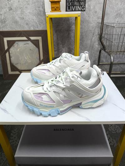 Balenciaga CARGO Round-Toe Lace-Up Red Sneakers – Retro Chunky Design