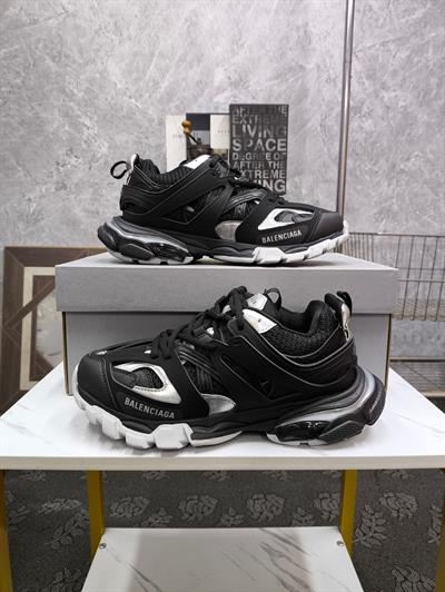 Balenciaga Outdoor Concept Sneakers – Tess 3rd Gen High-Performance Edition