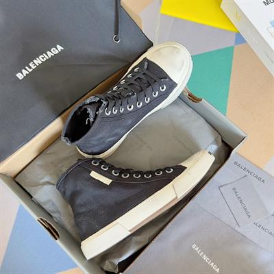 Balenciaga Paris Sneakers – Black Distressed Graffiti Vintage Canvas