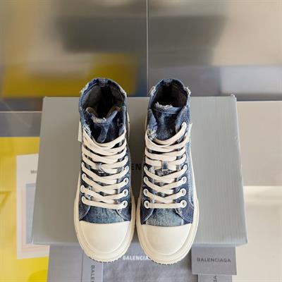 Balenciaga Paris Sneakers – Blue Distressed Denim Graffiti Edition