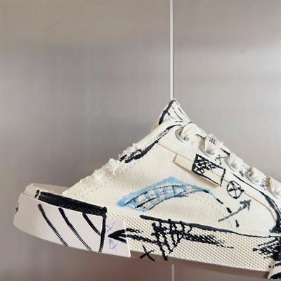 Balenciaga Paris Sneakers – Cream Distressed Graffiti Canvas Edition