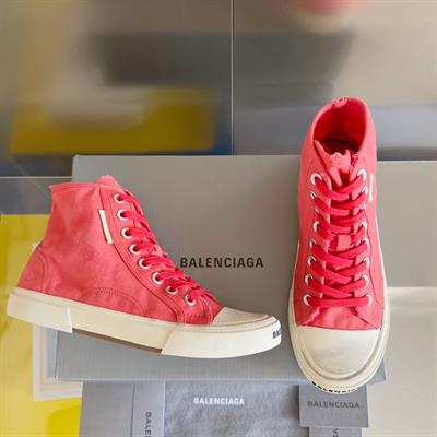 Balenciaga Paris Sneakers – Red Distressed Canvas Graffiti Edition