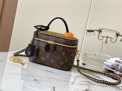 Louis Vuitton Tote Handbag – LV Monogram Denim