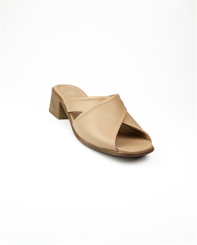 Babalı 4804 Bej Deri Topuklu Günlük Kadın Terlik 