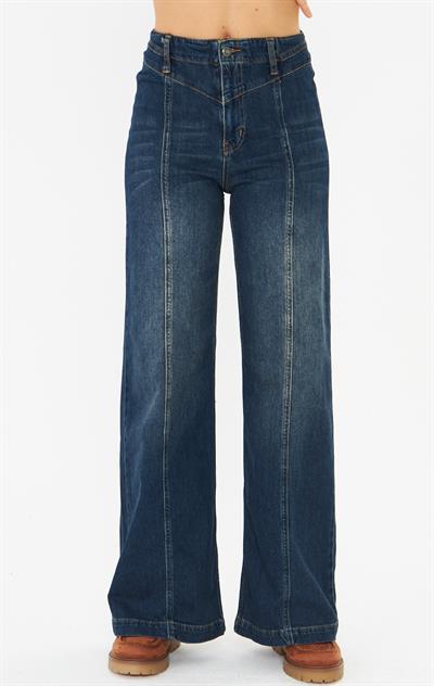 Ön Conta Detaylı Koyu Mavi Denim Pantolon