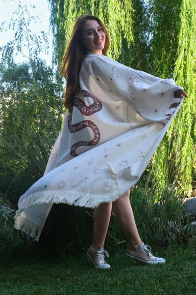 Şahmaran Desenli Kimono - Viskon Hafifliği ve Konforu