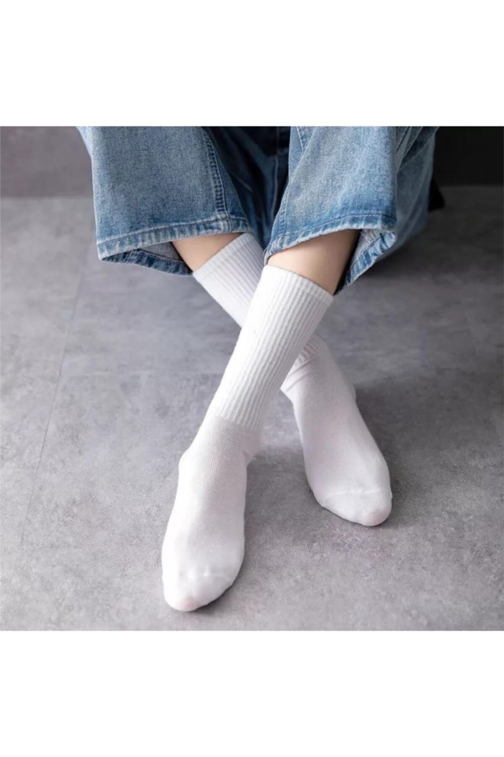 Unisex Beyaz Kolej Düz Desensiz Çorap 6 Adet