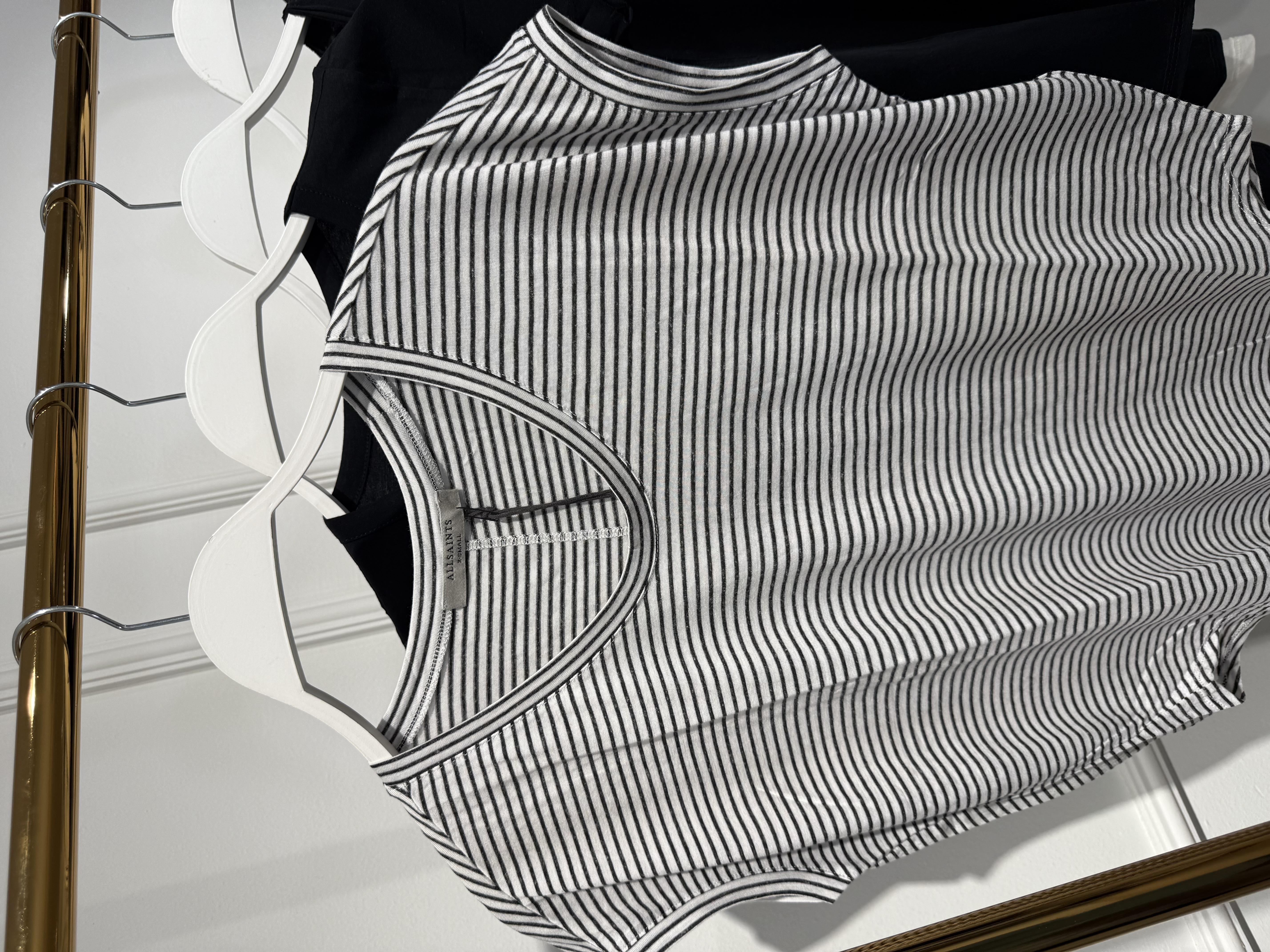 AllSaints Çizgili Kolsuz Bluz