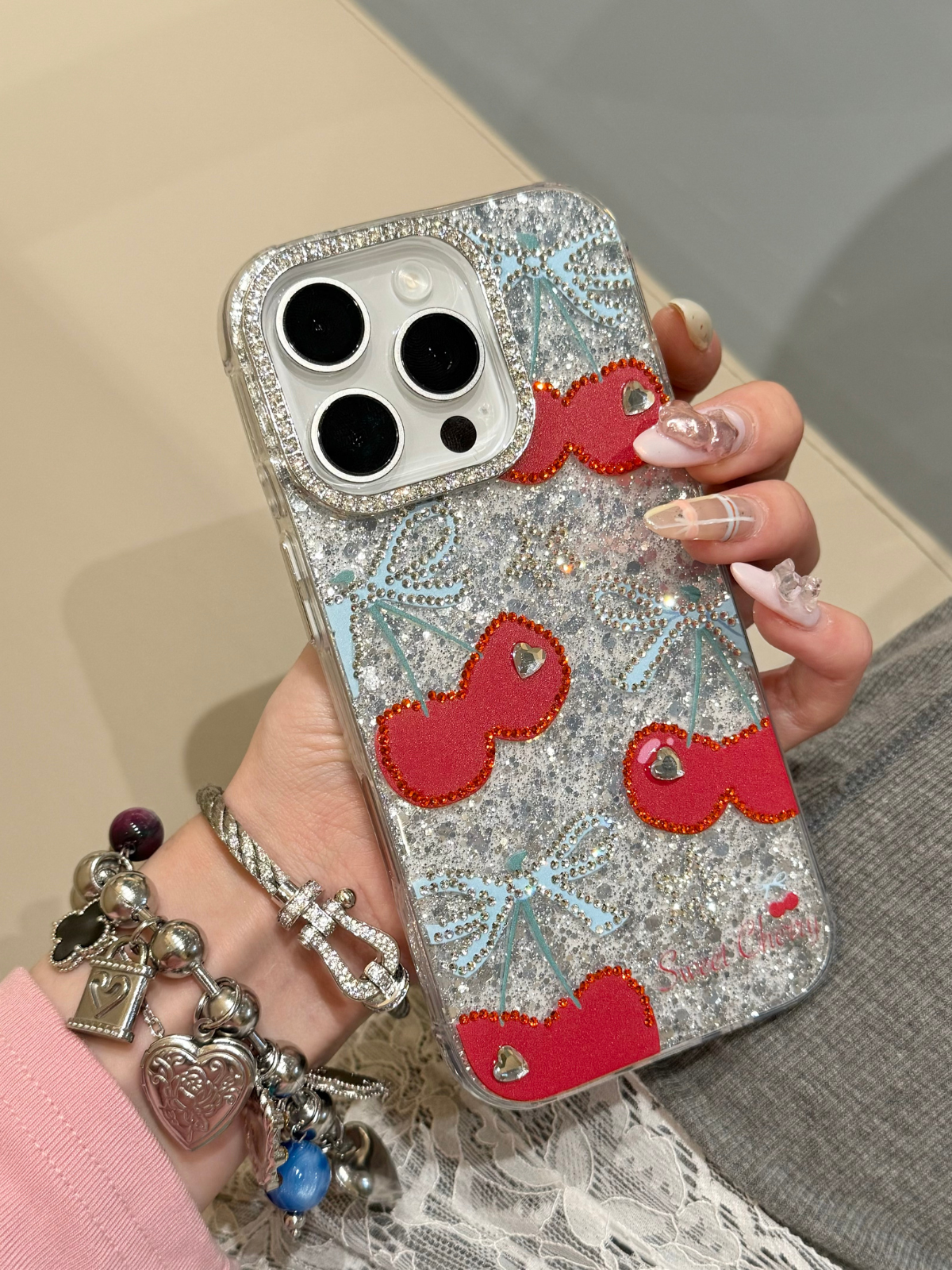 Glam Cherry Iphone Kılıfı