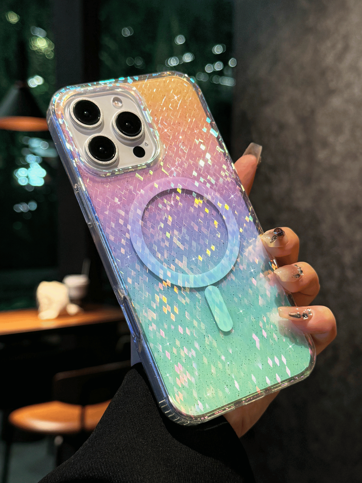 PrismaGlow Magsafe Iphone Kılıfı