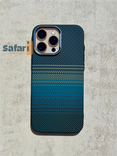 Luxo 11 CarbonPro İphone Kılıfı