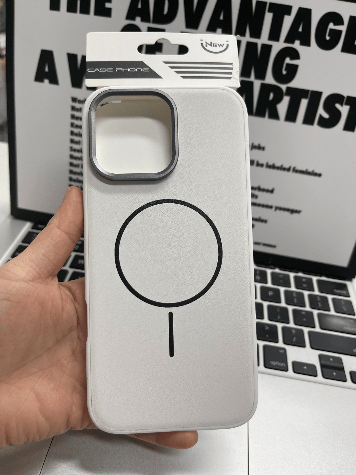 ClassWhite Magsafe Kılıfı