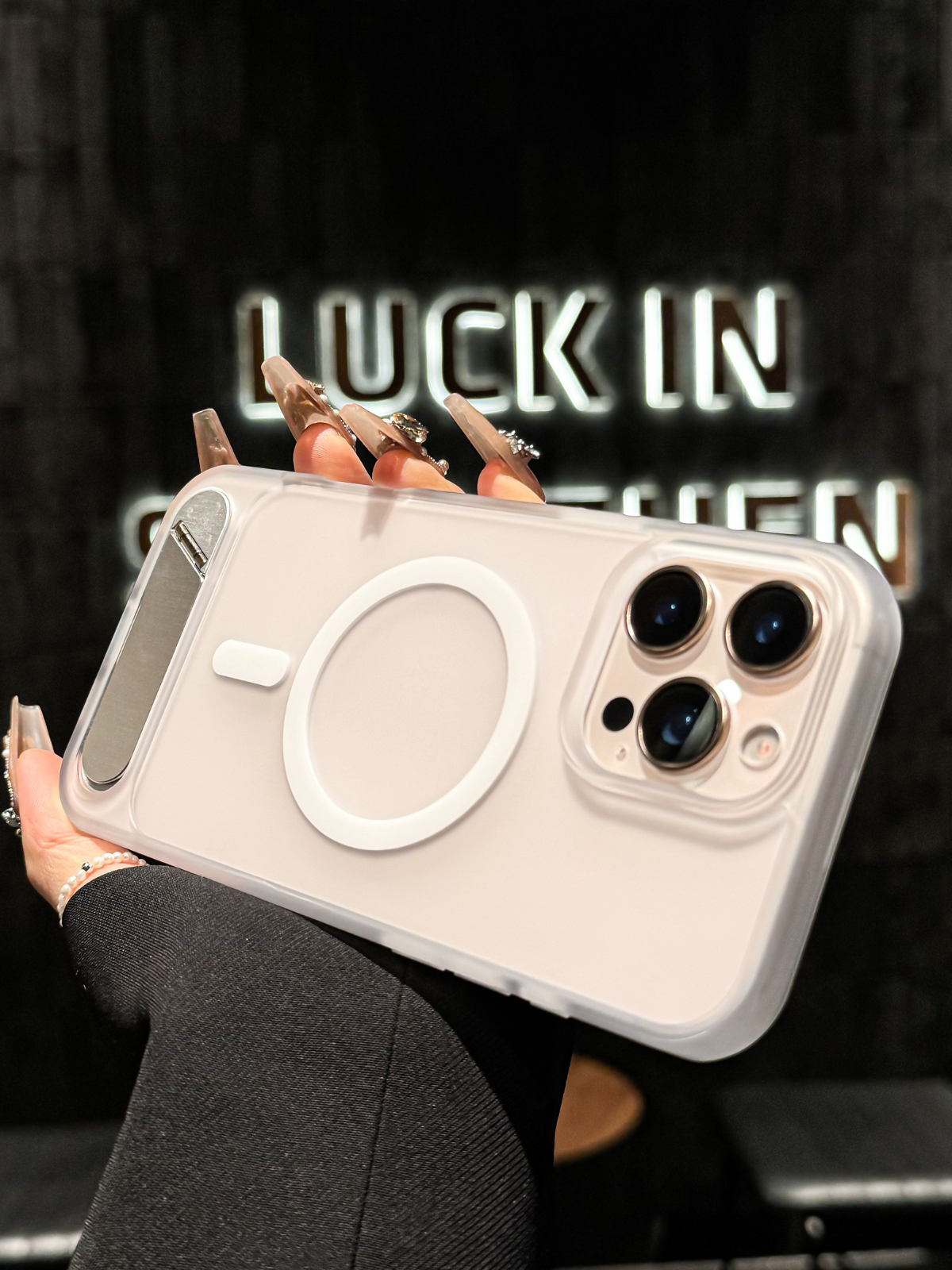 FlexStand Magsafe Iphone Kılıfı Clear