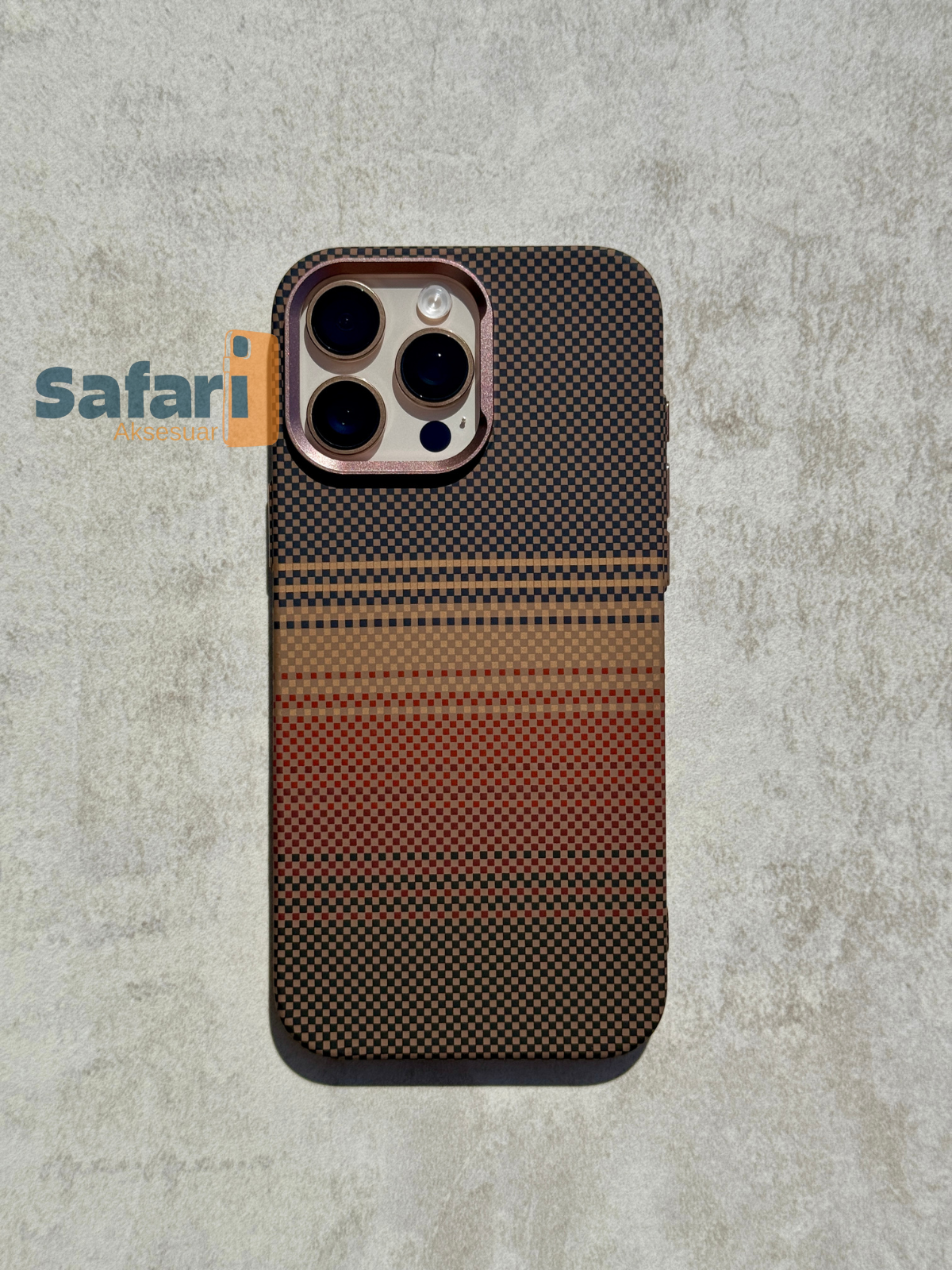 Luxo 4 CarbonPro  İphone Kılıfı