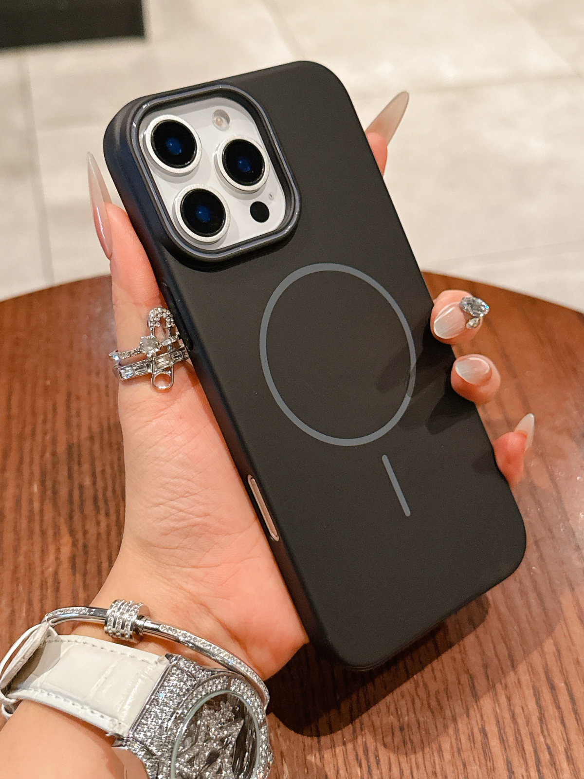 MagCore Magsafe Iphone Kılıfı Black