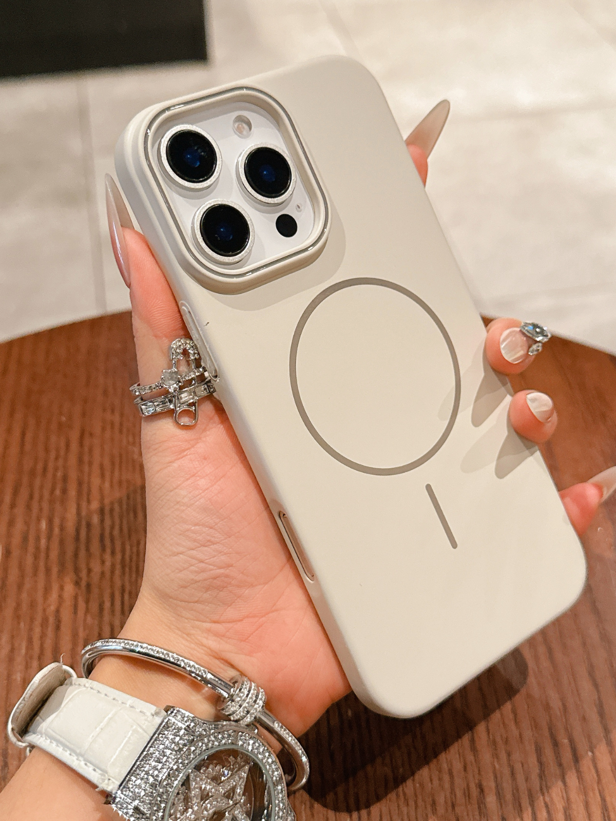 MagCore Magsafe Iphone Kılıfı White