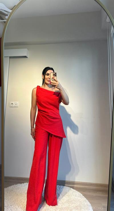 Kırmızı İkili Takım