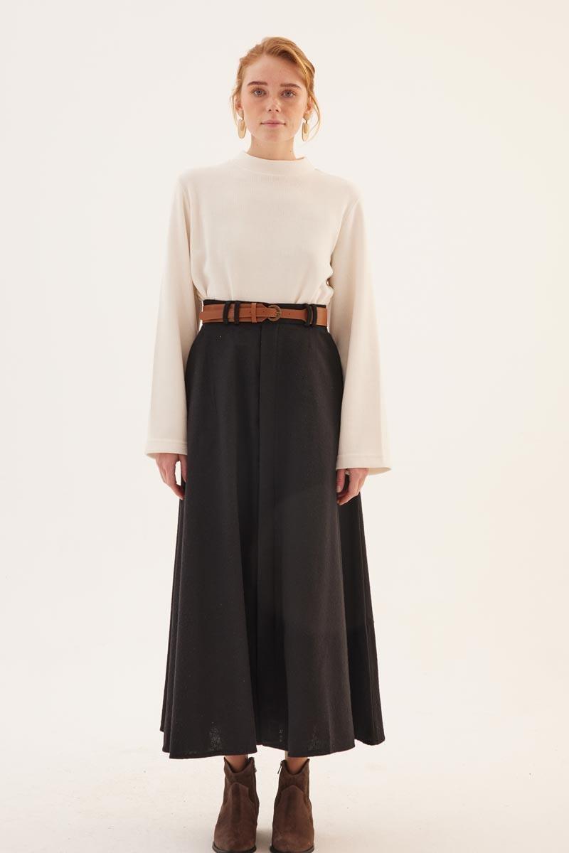 Önü Patlı Etek Siyah